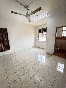 CORNER- klang  Bayu villa Apt