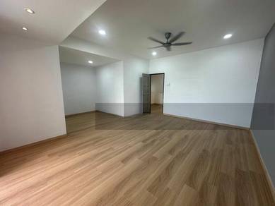 Jb town double storey renovated near to ciq,gated and guarded 22x80sqf