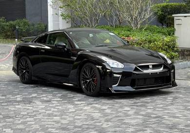 Nissan GT-R 3.8 PREMIUM EDITION (NEGOTIABLE)
