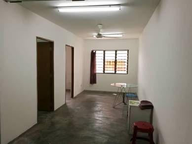 lestari apartment damansara damai with lift