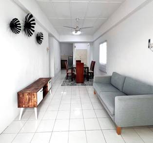 Jalil Damai Apartment Bukit Jalil Pavilion IMU Near LRT Awan Besar F/F