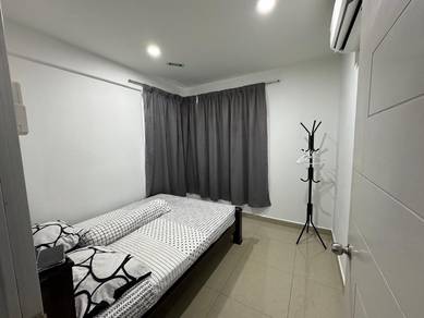 Menara u2 Shah alam (furnisehd 2 rooms 1 bath 1 parking )