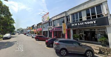 [Facing mainroad] 2 Storey Shop, Bandar Country Homes, Rawang [gd ROI]