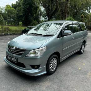 Toyota INNOVA 2.0 G (A)