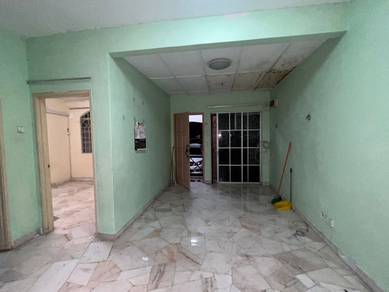 100%Loan✅1.5 Storey Terrace Jalan Suakasih Bandar Tun Hussein Onn