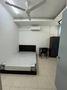 Medium Room, Kota Kemuning, Anggerik Malaxis, Shah Alam, Seksyen31