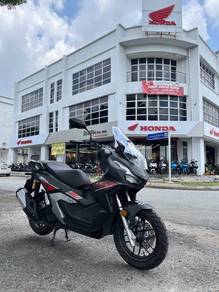 honda adv 160 only 700km boleh full loan
