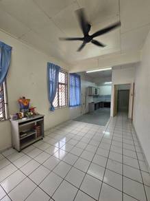 Taman Daya Single Storey endlot unblock unit for sale