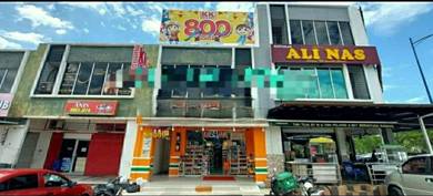 BELOW MARKET 250K !! 2-Sty Shoplot Tenanted @ Saujana Rawang, Rawang