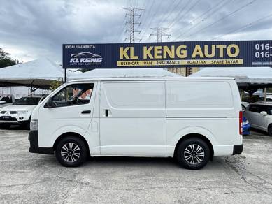 2010 Toyota Hiace 2.5 Panel Van - FULL SERVICE