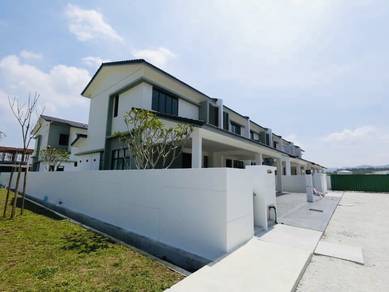 【Loan Rejected Conerlot ONLY 4xxK !! 】40x75 Double Storey Shah Alam