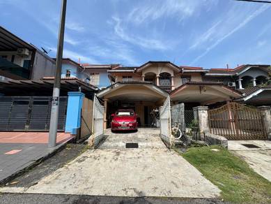 Rumah Cantik Bukit Dahlia Pasir Gudang For Sale