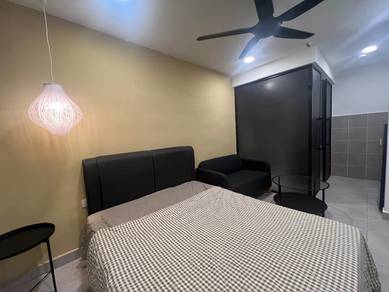 DK impian Subang ( furnished studio) Parking WIFI