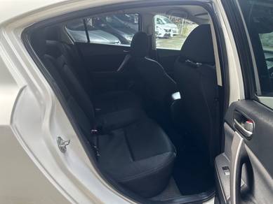Mazda 3 1.6 SPORT (SEDAN) (A)