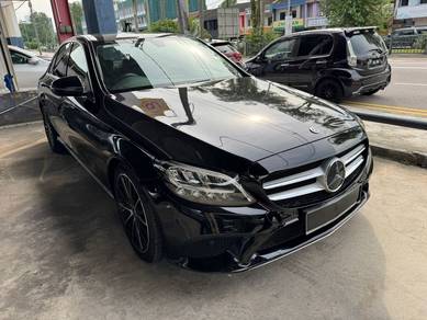 Mercedes Benz C200 1.5 AVANTGARDE (CKD) (A)