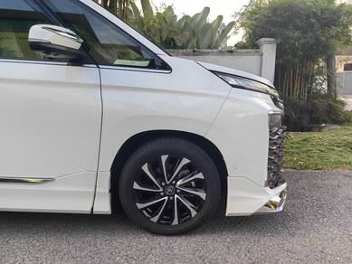 LimitedUnitMODELLISTA B/KIT Toyota VOXY PowerBoot