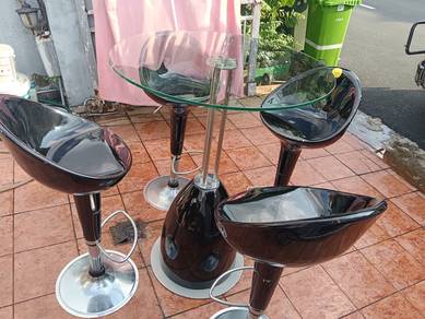 Bar stool chair with table set