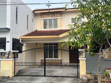 FREEHOLD Double Storey Taman Kejora Kajang 1400 sqft