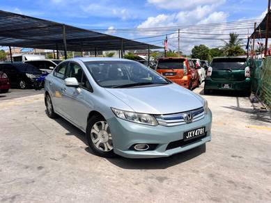 Honda CIVIC 1.5 FB (AUTO)
