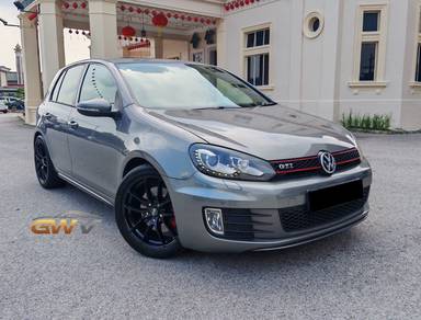 Volkswagen GOLF 2.0 GTi (A) Sport Premium MK6