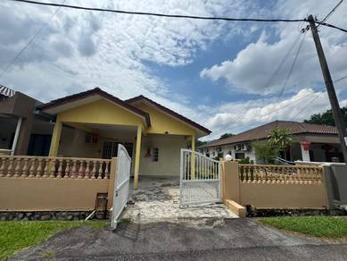 Facing Open Single Storey Semi D House, Desa Melor Serendah Rawang