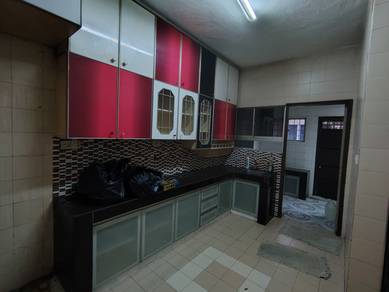 Taman Serdang Raya 8 2 storey terrace house for sale