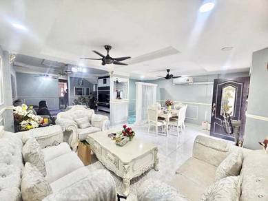 Bandar Seri Putra, Bangi, 2 Storey Terrace House – Fully Extended