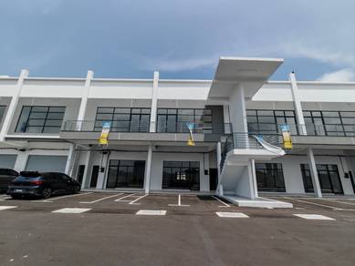 (NEW) Kota Laksamana Tourist spot 2sty Shop 44x70 with Balcony area