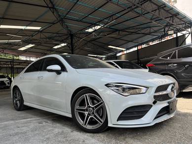 Mercedes Benz CLA180 AMG LINE PANORAMIC ROOF