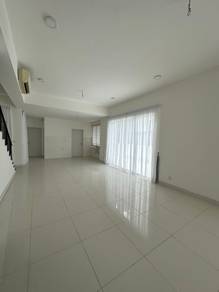 Facing Open Semi D 3 Storey Parkfield Residence, Tropicana Height