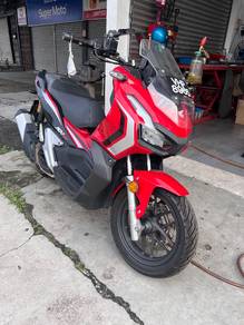 Honda adv150