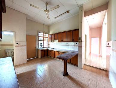 BANGLO SETINGKAT TANAH LUAS Fasa 1 Bdr Puncak Alam 10541 sqft