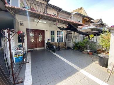 TERMURAH LOKASI HOT Double Storey Terrace Taman Medan Petaling Jaya