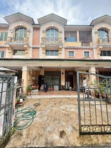 Rumah Besar 5 Bilik Di Kulai For Sale