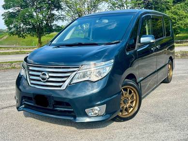 Nissan SERENA 2.0 S-HYBRID HIGHWAY STAR MPV