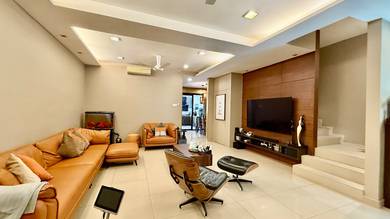 Freehold double storey house for sale at Kota Kemuning