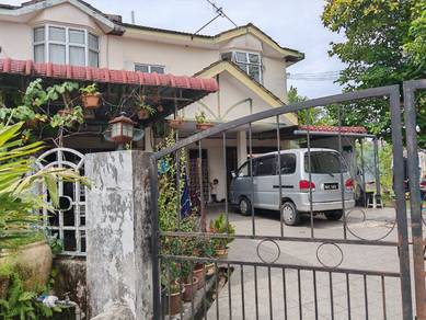 Teres 2 Tingkat Corner Tanah Luas, Taman perpaduan koperasi