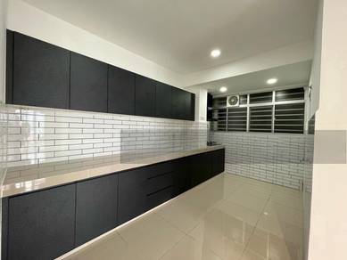 Laman Sari Residence 3 Room/full long kitchen with hob/1ac/batu caves