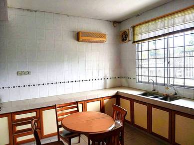 Double Storey Semi-Detached House /Kolombong Iramais