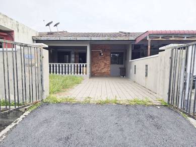 Teres Setingkat Taman Paroii Jaya, Paroi Seremban