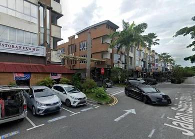 Taman Sutera Utama / Three Storey Shoplot / Unblock View