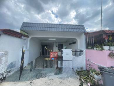 Renovated Single Storey Intermediate Taman Satria, Senawang