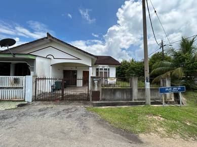 Corner lot tepi surau Teres Setingkat Taman Jaya 6 (TJ6) Temerloh