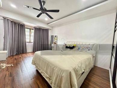 Taman Mount Austin Double Storey Terrace House