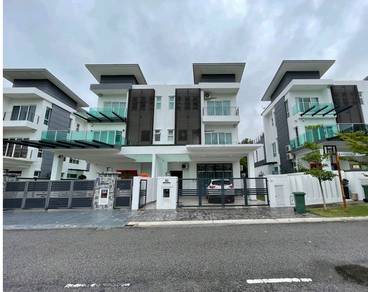 3 Storey Semi D At Tmn Suria Villa Kajang