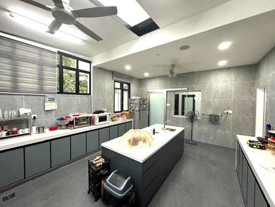 The Green Corner 2 storey Terrace House with full renovated