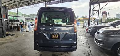 Nissan SERENA 2.0 S-HYBRID HIGHWAY STAR