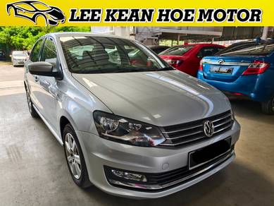 Volkswagen VENTO 1.6 COMFORTLINE (A)