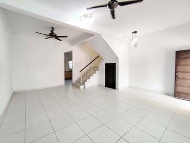 2 Storey Terrace House, Seksyen 12, Bandar Puncak Alam, Selangor