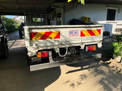 Hicom 2.5 ton 2003 Lorry - Low Mileage, One Owner!